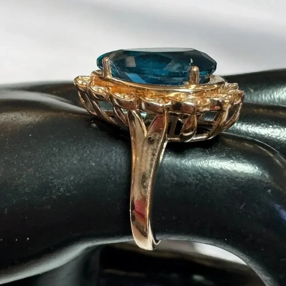 Le Vian 14K Gold Pear Shaped Natural Blue Topaz and Diamonds Ring, Size 5 - Picture 3 of 8